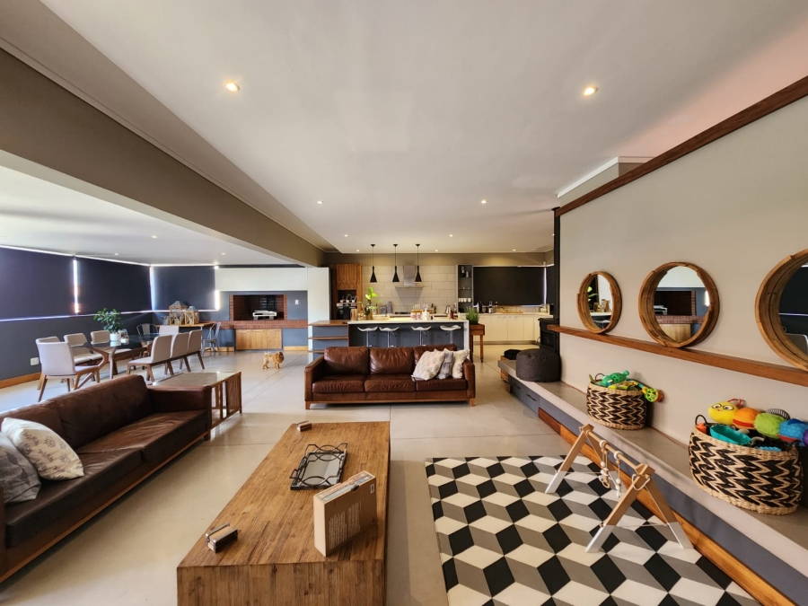 3 Bedroom Property for Sale in Wild Olive Estate Free State